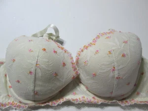 Calvin Klein Bra Size 36C Ivory Underwired Lined Adjustable Straps Lace Floral - Picture 1 of 7