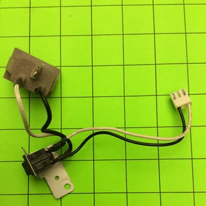HP Laserjet 1320 Laser Printer Switch Power Port Jack - Picture 1 of 4
