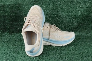 Cuscino corsa Hoka One One M Clifton rovere alabastro uomo taglia 10,5 D ottimo - Foto 1 di 24
