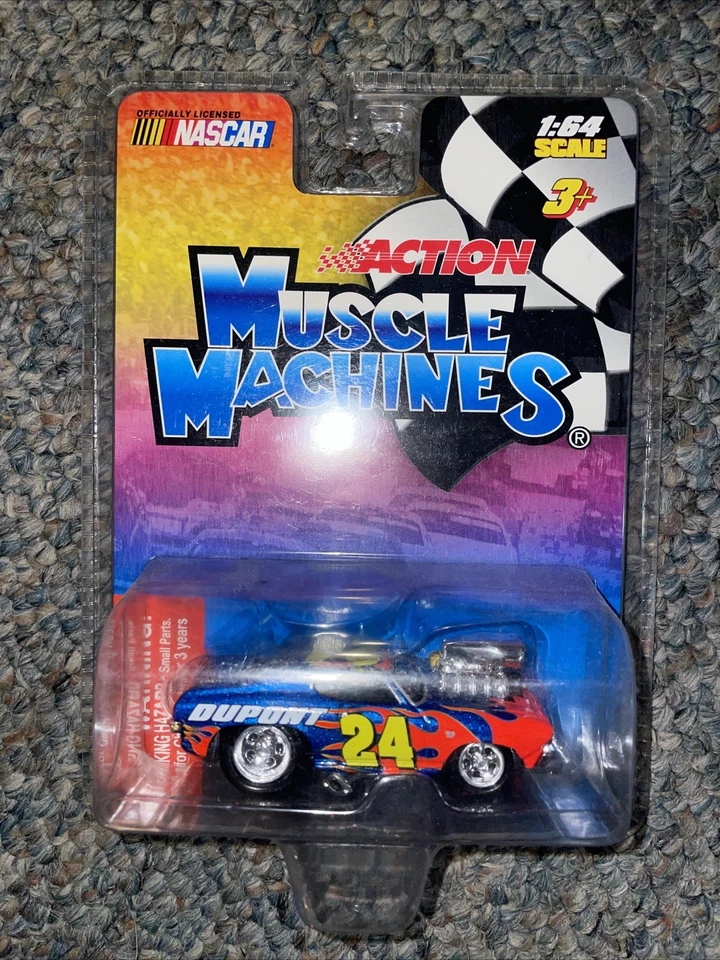 Action Muscle Machines Jeff Gordon #24 DuPont Chevrolet 2005 NASCAR 1:64 NUEVO Foto 1 de 1