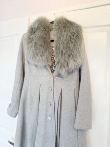 Abrigo Review Gris AU 10 Cuello de Piel Lana Longline Plisado Invierno Abotonado - Imagen 1 de 4