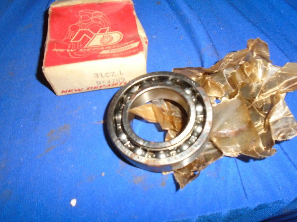 BUICK 954789 1953-1954; ALL MODELS - WITH DYNAFLOW AUTO. TRANS. BEARING; TORQUE - Image 1 of 1