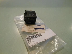 NEW Multipurpose 30 Amp Black Relay # 20500094 - Picture 1 of 2