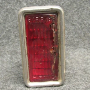 1968 GM Red Side Marker Light Assembly Cracked Lens Guide 4 SAE P1 68 OEM 54289 - Imagen 1 de 6