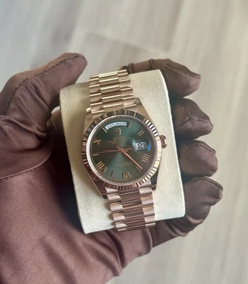 Novo conjunto completo 2025 Rolex Day-Date Olive 36 128235  - Imagem 1 de 4