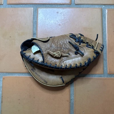 MACGREGOR CATCHERS MITT BRAND NEW 33.5 INCH FULL GRAINED LEATHER MCCM200X - Image 1 of 4