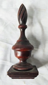 Vintage Carved Flame Style Mahogany Furniture Finial on Plinth 6 1/4" high - Picture 1 of 4