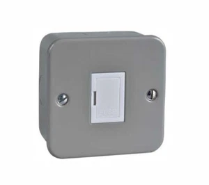 Schneider Electric GMC13SP Spur Unswitched 13A (64) - Picture 1 of 2