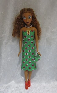 Handgefertigte Kleidung für 12" Modepuppen, Kleid, Halskette, Handtasche Set #Szene 24 - Bild 1 von 3