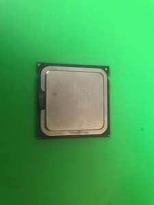 Intel Pentium E5800 SLGTG 3.2GHz Dual-Core Processor