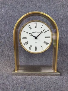 Vintage Howard Miller Quartz Table Top Mantel Clock Brass - Imagen 1 de 6