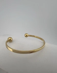 9ct Yellow Gold Baby / Kids FLAT Torque Bangle - Fully Hallmarked & Boxed - Picture 1 of 9
