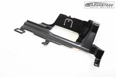 AUDI Q3 QUATTRO 2015-2018 SOPORTE CINTURÓN SEGURIDAD LADO PASAJERO DELANTERO DERECHO OEM Foto 1 de 4