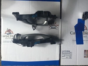 MERCEDES C CLASS W203 2002 FRONT EXTERIOR DOOR HANDLE SILVER 744 ,   ONE ONLY - Picture 1 of 8