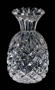 GORGEOUS WATERFORD CRYSTAL SIGNED CUT CRYSTAL PINEAPPLE 4" TALL PAPERWEIGHT NEW - Picture 1 of 3