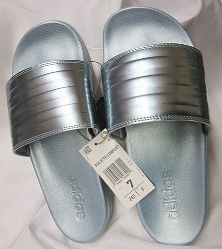 Sandali da donna Adidas blu cielo attivo taglia 7 nuovi di zecca