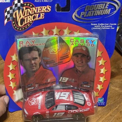 NASCAR Winner's Circle Doble Platino Casey Atwood Ray Evernham 19 De Colección 2000 Foto 1 de 4