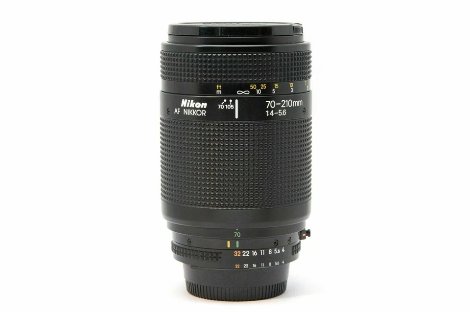 Lente Nikon AF Nikkor 70-210 mm f/4-5,6 Foto 1 de 4