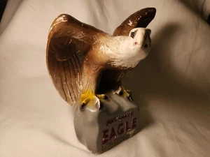 Antigua estatua publicitaria de whisky Chalkware Eagle - Nationals - Imagen 1 de 9