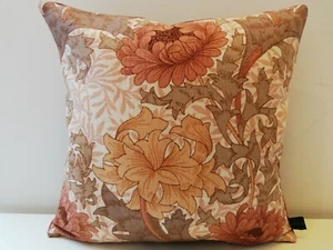 William Morris Sanderson Linen Chrysanthemum Rust & Tan Velvet Cushion Cover - Picture 1 of 12