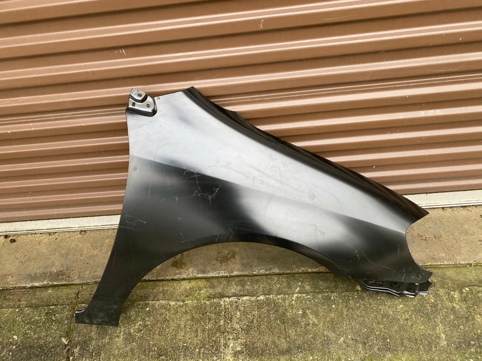 Toyota Corolla 2003 2004 2005 2006 2007 2008 guardabarros lado del pasajero derecho OEM  Foto 1 de 4