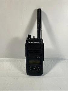 Motorola XPR3500 AAH02RDH9JA2AN UHF 403-512Mhz Radio cyfrowe/bez baterii - Zdjęcie 1 z 7