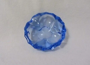 SELTENER ASCHENBECHER TIFFIN GLAS HELLBLAU KLEEBLATT MIT ETIKETT - Bild 1 von 4