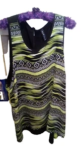 Ladies Yellow and Black Top - size 26 - Picture 1 of 3