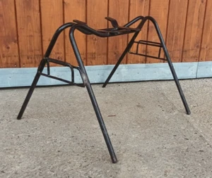 Eames Vitra Stapel Gestell Fiberglas 70er Stacking Base braun vitra Miller 1/5 - Bild 1 von 9