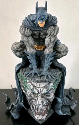 VINTAGE RARE COLLECTIBLES DC BATMAN & JOKER KOTOBUKIYA STATUE FORBIDDEN  PLANET - image 1 of 4