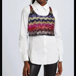 Top corto adornado con lentejuelas 8 by YOOX hecho a mano talla grande - Imagen 1 de 9