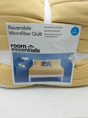 Room Essentials Reversible Microfiber Quilt Full/Queen Size Yellow  - Image 1 of 4