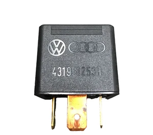 97-04 Porsche Boxster S Multifunction Fuse Relay 4 Pins OEM 431951253H - Picture 1 of 6