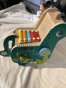 MANHATTAN TOY COMPANY DIEGO DINISAUR HOLZ AKTIVITÄTSZENTRUM  - Bild 1 von 5