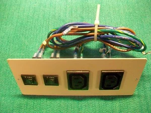 K&B 43R03 USCITA FEMMINA CON INTERRUTTORI 10AMP, PANNELLO 250 VOLT - Foto 1 di 4