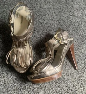 Max Studio Gold Leather Tstrap Open Toe High Heeled Sandals Size 7 Platform  - Picture 1 of 9