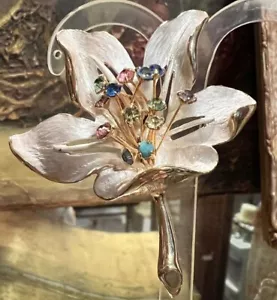 VTG Signed Kramer Enamel Flower Brooch Wired Trembler Rhinestone Stamen 3D - Picture 1 of 7