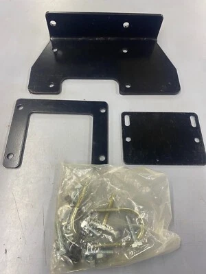 Placa de montaje de cabrestante Suzuki Vinson 500 2002-2006 nueva Foto 1 de 2