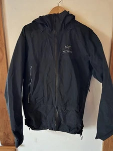 Arc'teryx Beta SL Gore-Tex Men's Jacket Size Large Black STEALTH COLORWAY - Picture 1 of 7