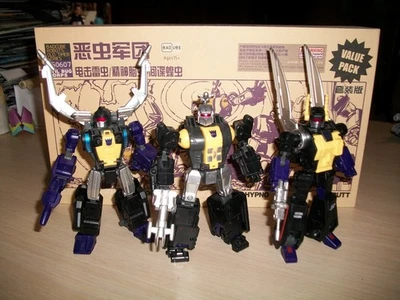 Badcube Evil Bug Corps Value Pack (Paquete de 3 Insectores) Foto 1 de 4