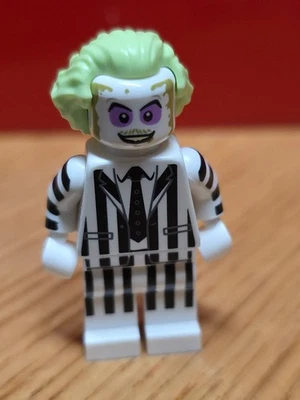 NEW LEGO BEETLEJUICE MINIFIGURE 71349 halloween zombie ghost Tim Burton - Image 1 of 2