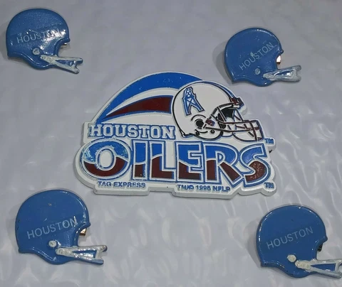 Vintage 90s Magnet w/4 Official70s Houston Oilers Football Helmet Button Pin Lot Cover