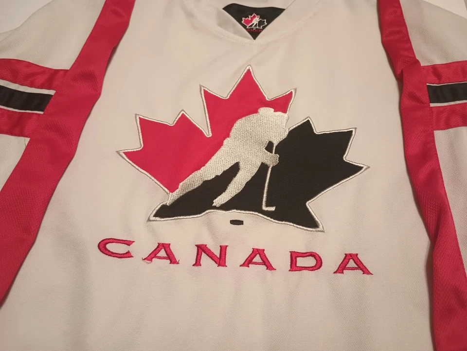 TEAM CANADA / SOGO SPORTS  /  HOCKEY JERSEY. SIZE Large - Image 1 of 4