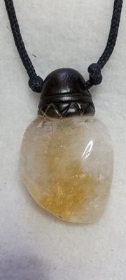 Collar ajustable hecho a mano de piedra natural citrino, cordón encerado de 2 mm. Foto 1 de 4