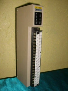 Omron C500-OC223 C500OC223 Output Unit - Picture 1 of 1