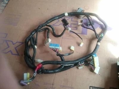 Arnés de cables sub tablero Nissan 300ZX Z31 1984-1986 2+0 2401303P06 Foto 1 de 4