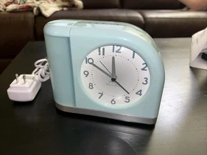 Big Ben De Colección Raro Verde Lima Rayo de Luna Iluminado Reloj Luz Intermitente Alarma-Probado - Imagen 1 de 3