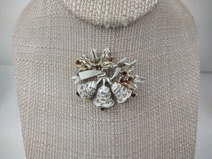 Vintage Dodds weiß Emaille Strass Glocken Weihnachten Anstecknadel Brosche rot Winter 1,5" - Bild 1 von 8