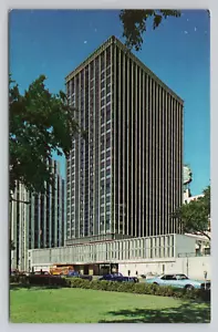 Postcard The Saint Paul Hilton St Paul Minnesota - Picture 1 of 2
