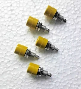 (8 PCS) CONECTOR BANANA DE PRUEBA HEMBRA MONTAJE EN PANEL 32 A 60V AMARILLO - Imagen 1 de 1